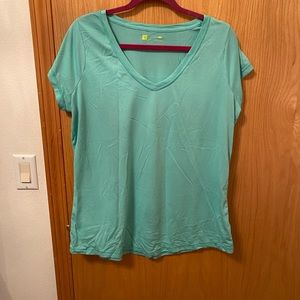 Nwot! Xersion X-Large mint activewear tshirt